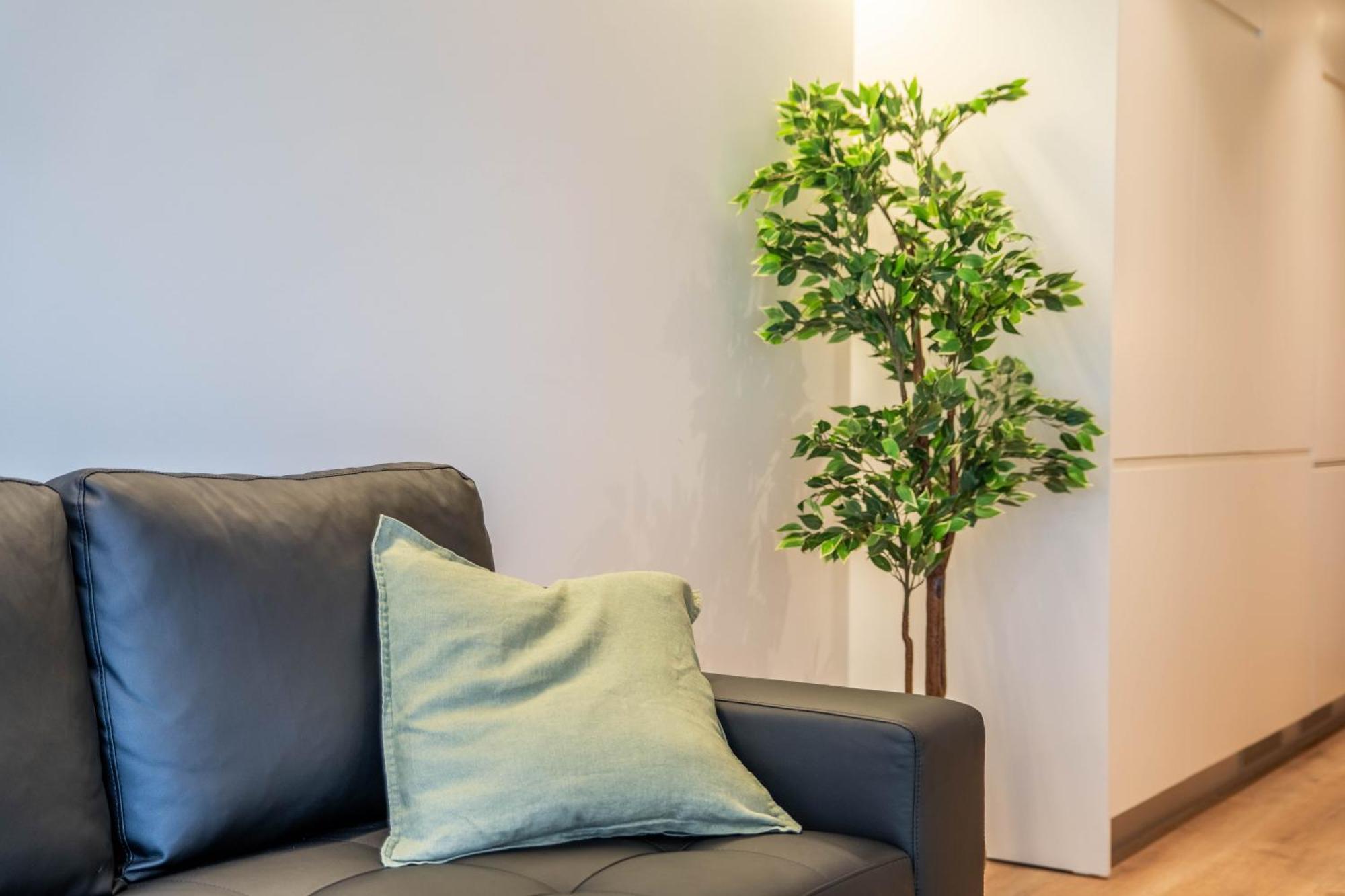 Trindade Bliss: 1Br W/ Free Parking By Lovelystay ポルト エクステリア 写真